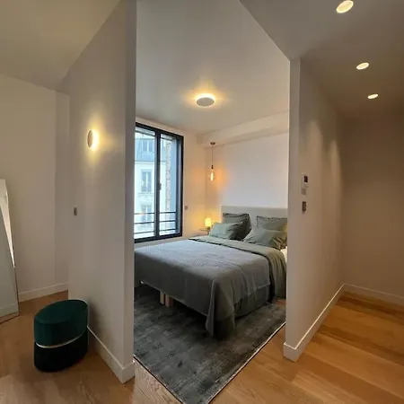 شقة Grand Triplex Avec Terrasse *