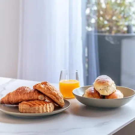 Grand Triplex Avec Terrasse شقة بولونِ بييانكور